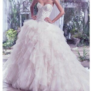 NWOT Maggie Sottero Castalia